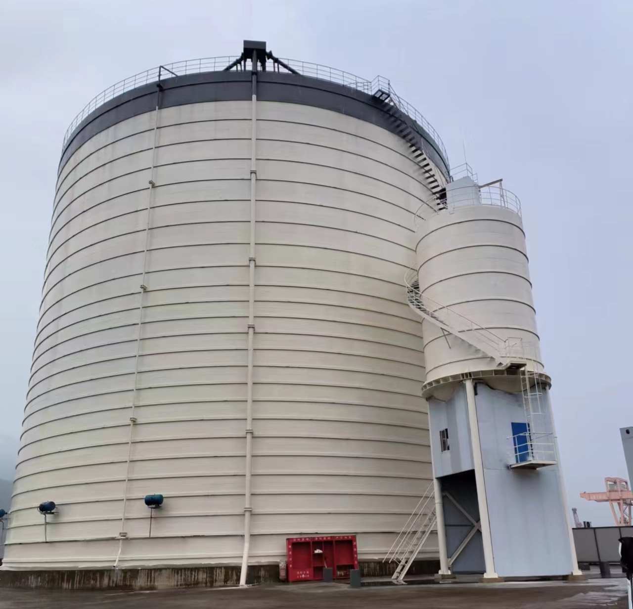 鹿城10万吨水泥钢板库